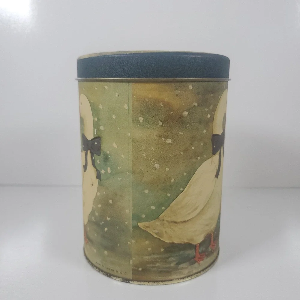 Snow Geese Goose Duck Canister Tin Vintage 80s 90s  Metal Container 6